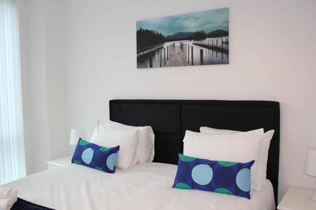 Berks Luxury Serviced Apartments , Free Parking, Free Gym And Free Wifi Bracknell Eksteriør billede