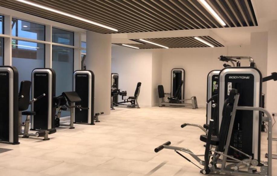 Berks Luxury Serviced Apartments , Free Parking, Free Gym And Free Wifi Bracknell Eksteriør billede