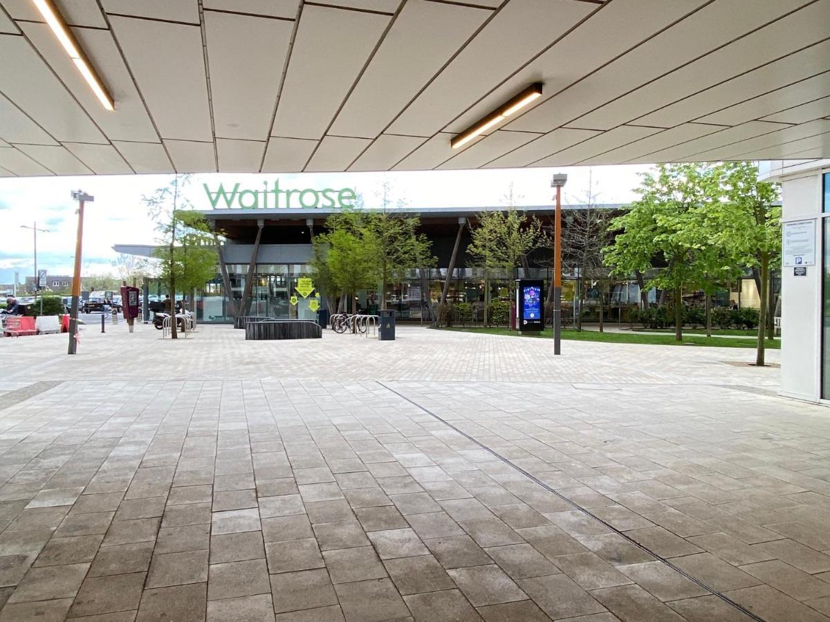 Berks Luxury Serviced Apartments , Free Parking, Free Gym And Free Wifi Bracknell Eksteriør billede