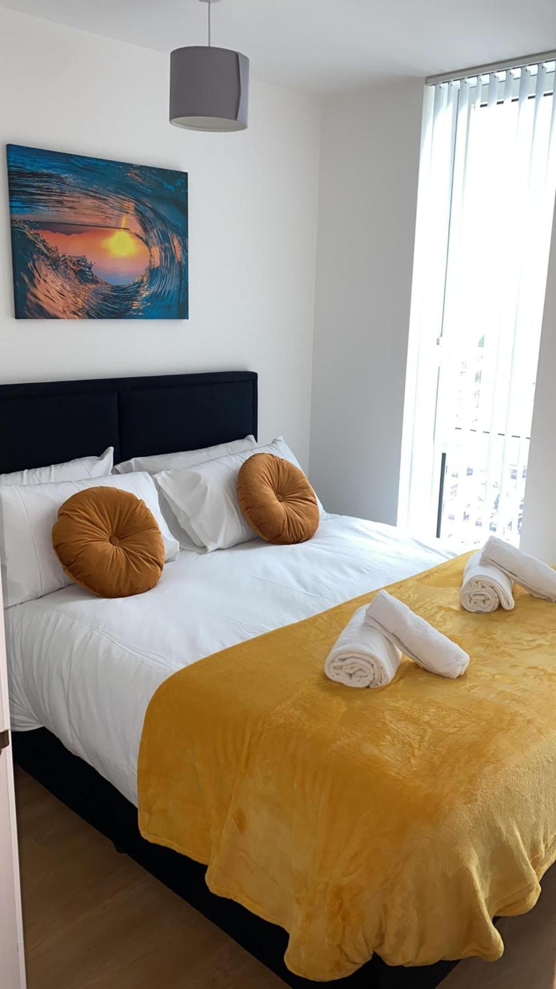 Berks Luxury Serviced Apartments , Free Parking, Free Gym And Free Wifi Bracknell Værelse billede